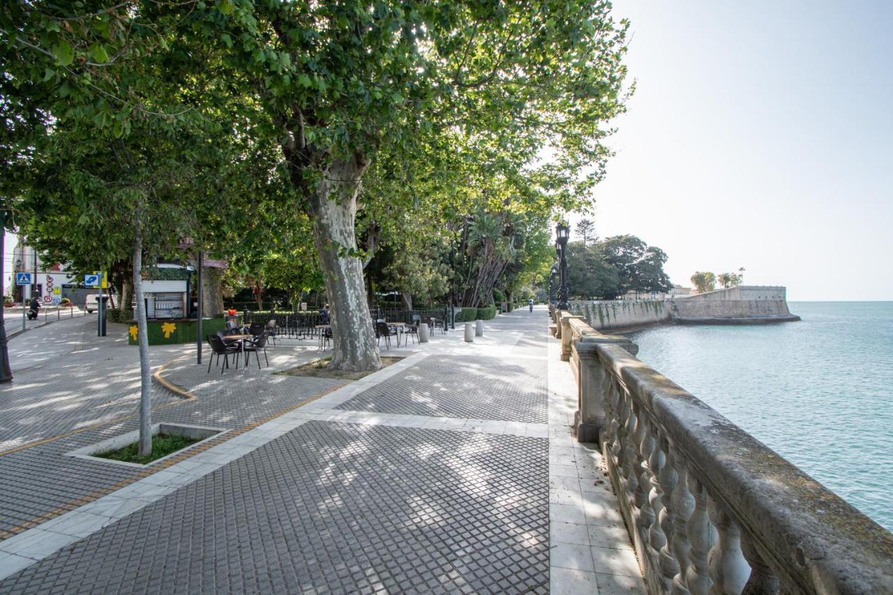 Apartamento El Meridiano De Cádiz Exterior foto